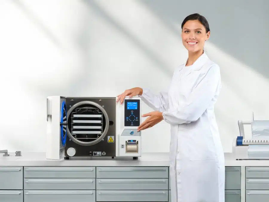 Newmed Hera B18 and B23 B-Class Vacuum Autoclave  Incl. Printer and USB Logger (9132143608118)